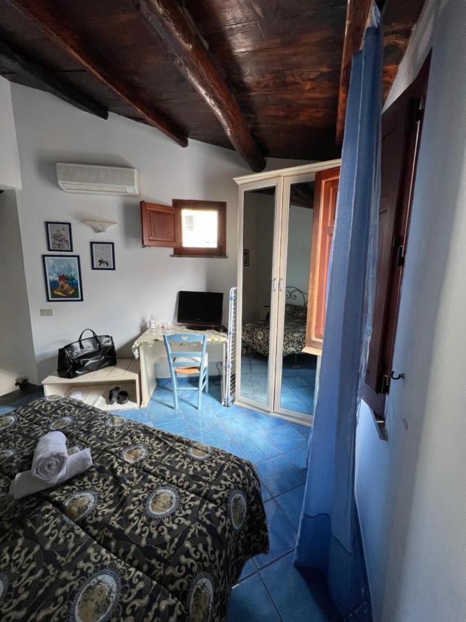 Casa Maestrale Apartment เชฟาลู ภายนอก รูปภาพ